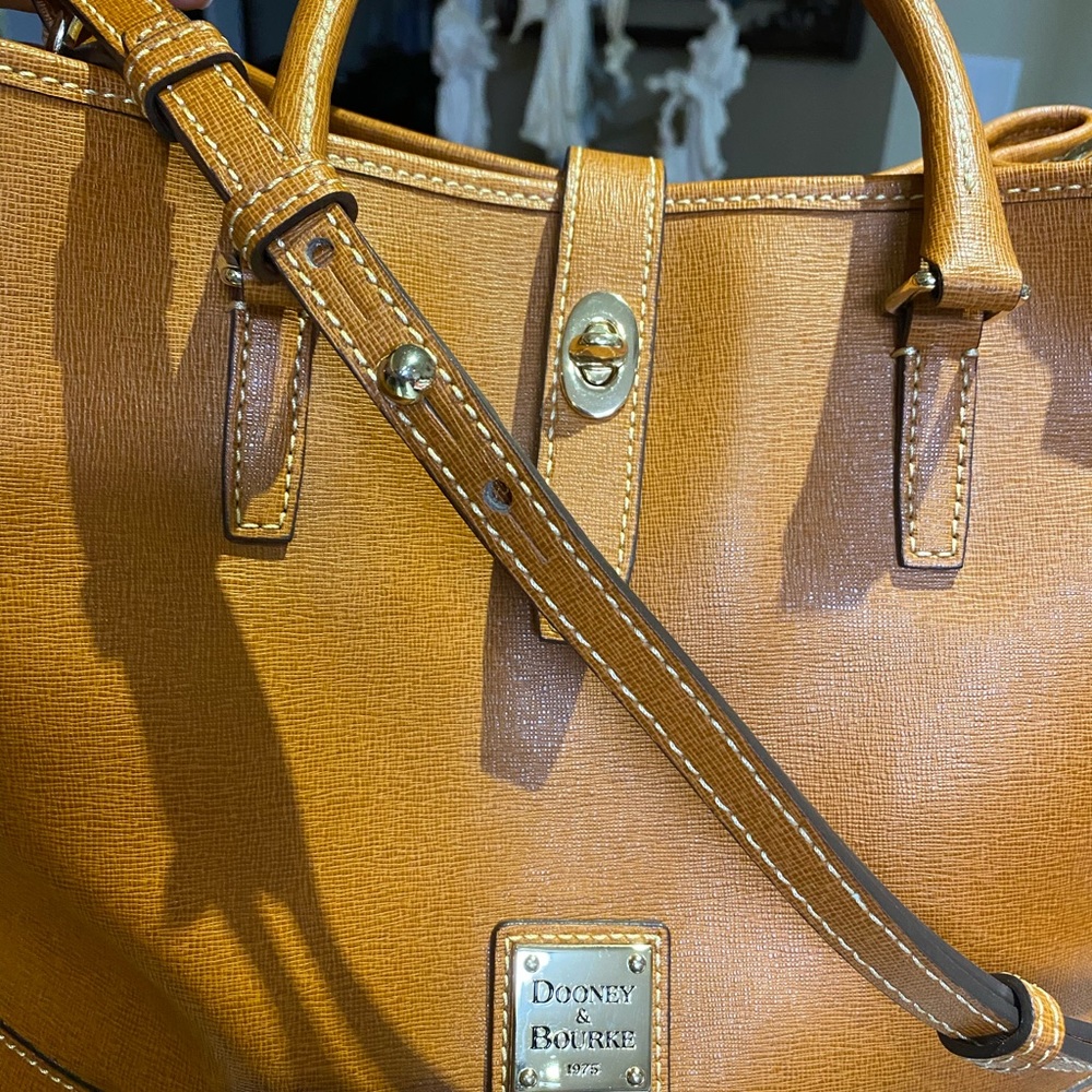 Dooney & Bourke Steffano leather satchel - Picture 3 of 12